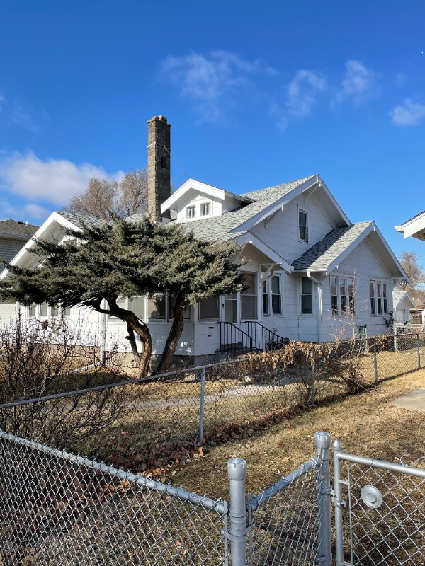 Photo - 1808 Evans St House