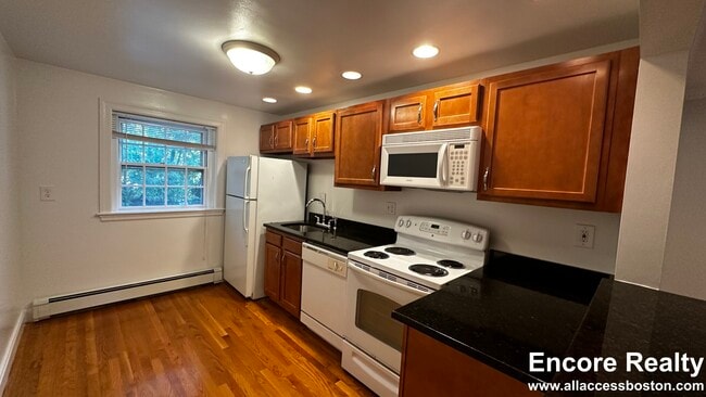 Photo - 59 Wyman St Unit 3