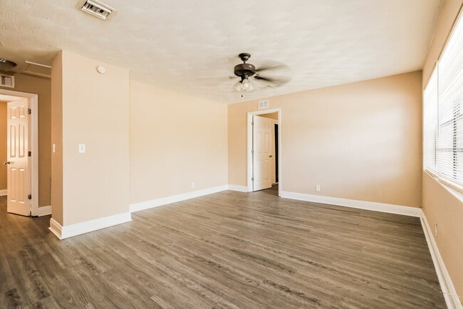 Photo - 331 SW 11th Ave