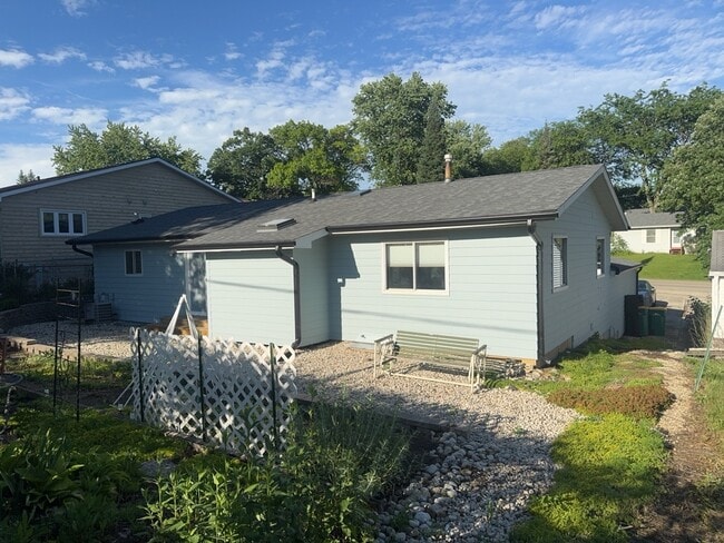 Photo - 3829 Eastway Dr