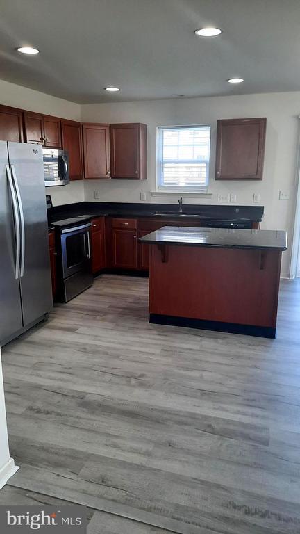 Photo - 829 Schooner Ln