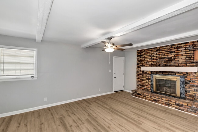 Photo - 4318 Balwin Dr SW