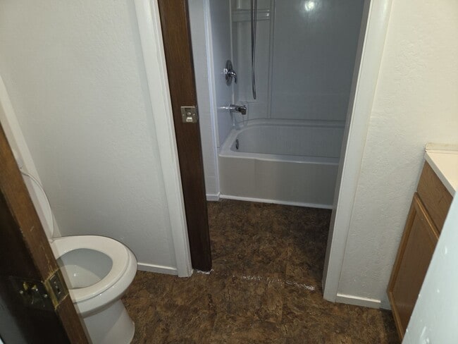 Photo - Two bedroom unfurnished in Sierra Tract