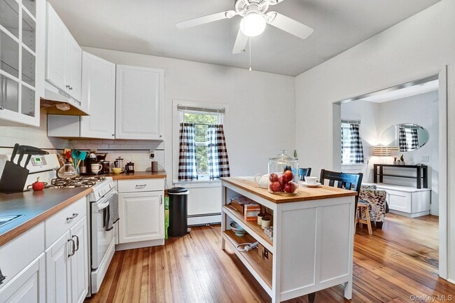 Photo - 2 Mine Hill Rd