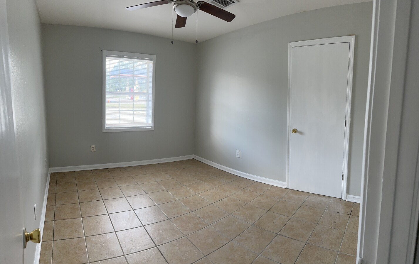 Photo - Savoy apartments Unit 1