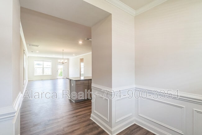 Photo - 7871 Iron Rd