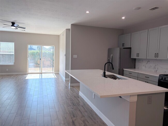 Photo - 10910 Woodwind Shadows Dr