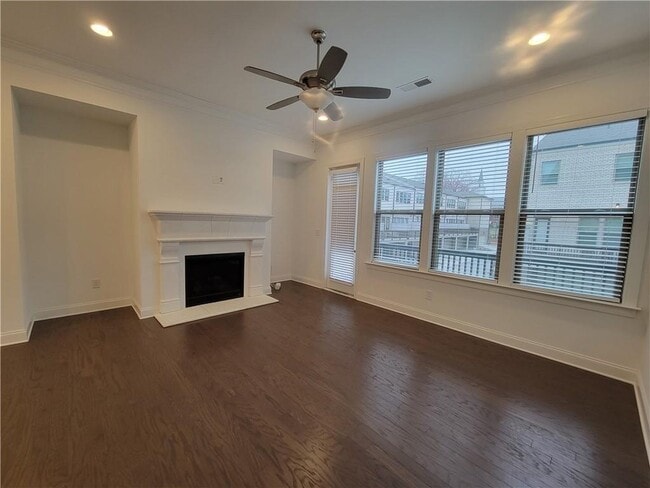 Photo - 1229 Bocking Wy