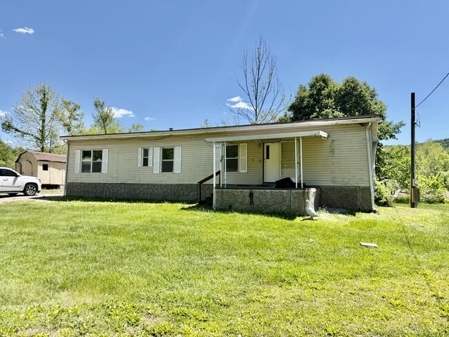Building Photo - 4617 US-60