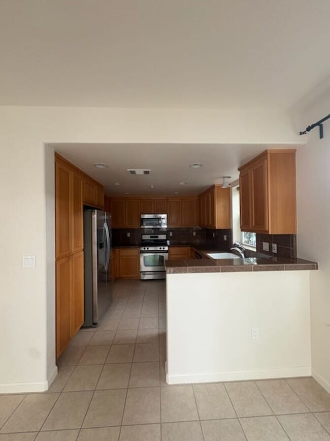 Photo - Beautiful Corner Unit in Marina Bay