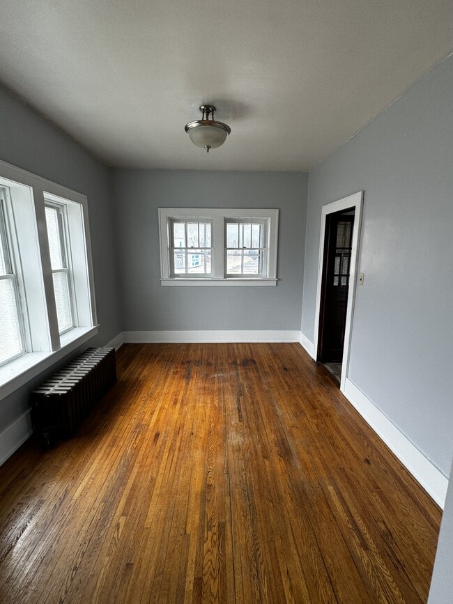 Photo - 439 Eagle School Rd