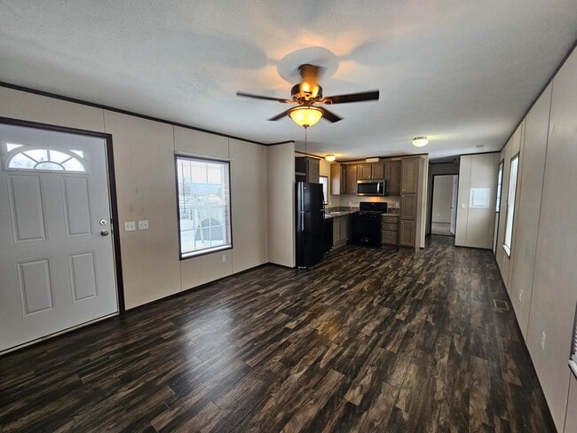 Photo - 158 Rodeo Dr