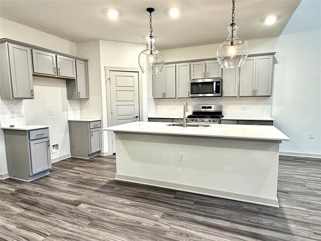 Photo - 13916 Lubeck Dr