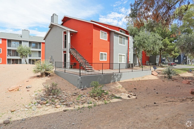 Community - The Hamptons