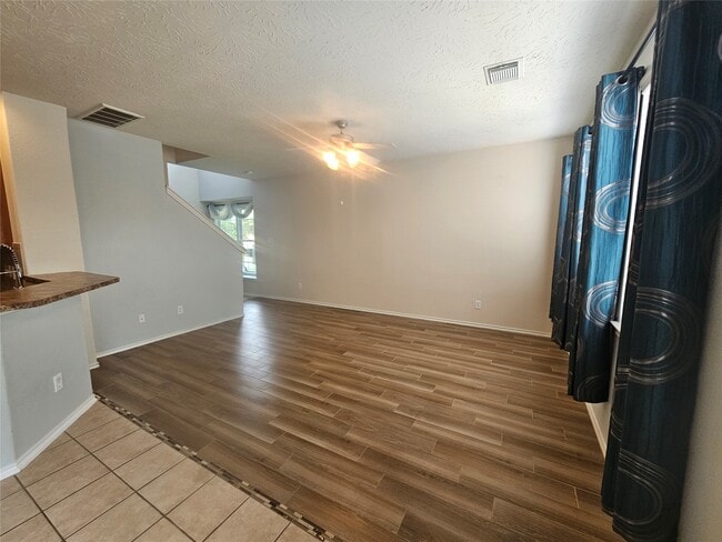 Photo - 3219 Victorian Manor Ln