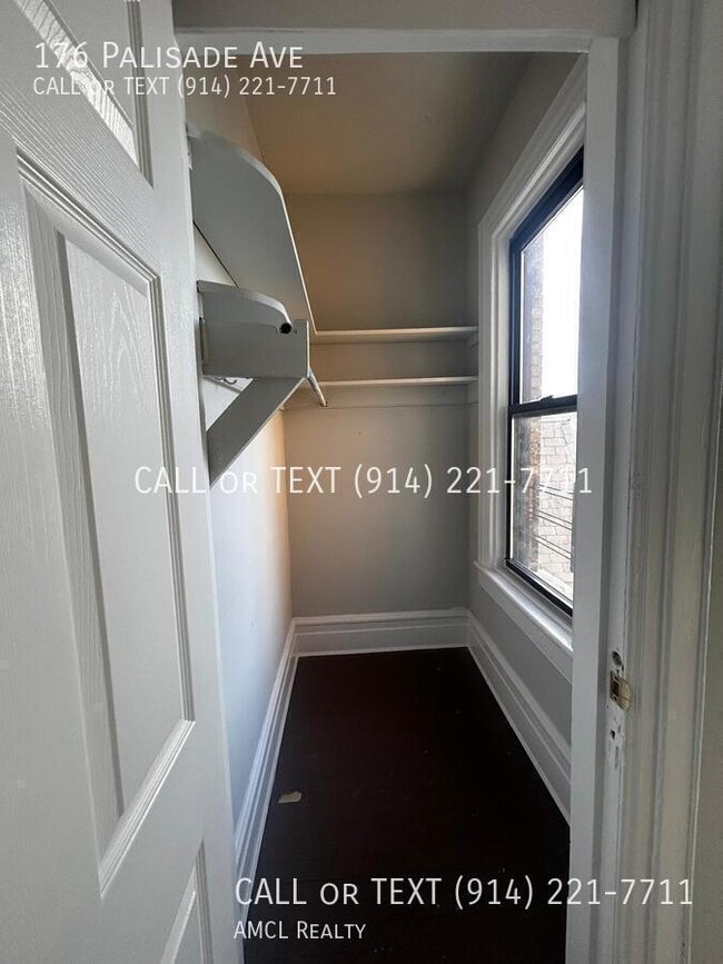 Photo - 176 Palisade Ave