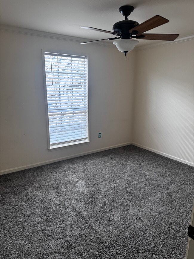 Building Photo - 268 Heatherwood Dr Rental