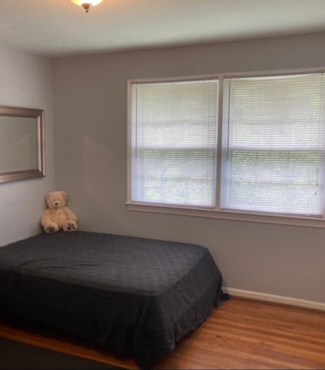 Photo - 5310 Danbury Rd