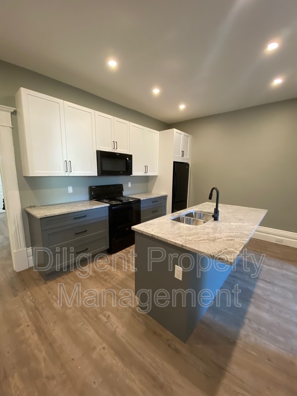 Photo - 203 Rubidge St