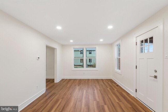 Photo - 2081 Durham Rd