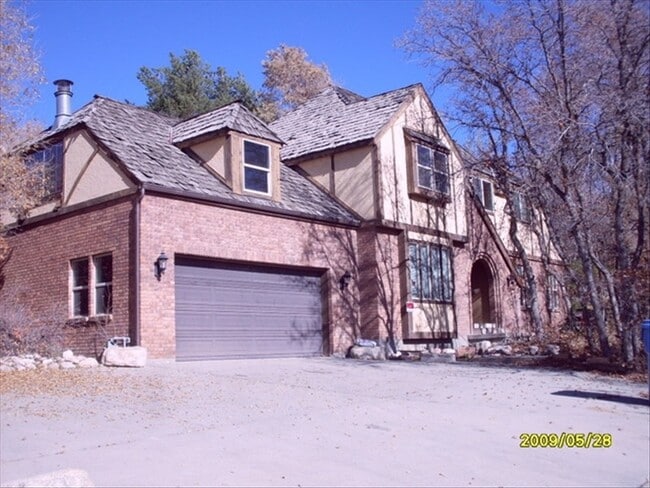 Building Photo - 3145 E Crk Rd