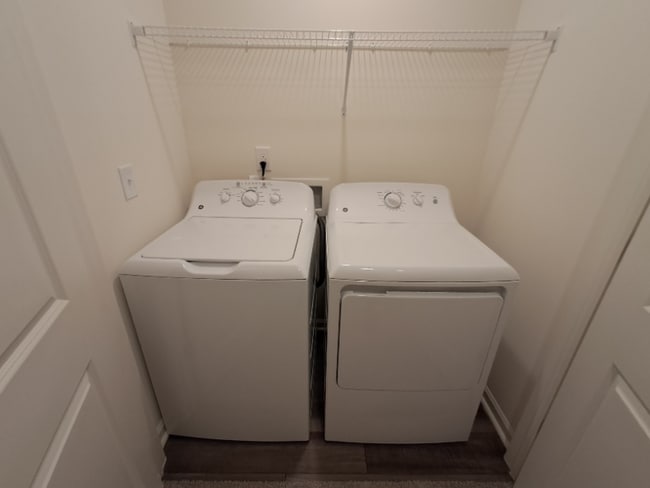 Photo - 2044 Trailside Dr