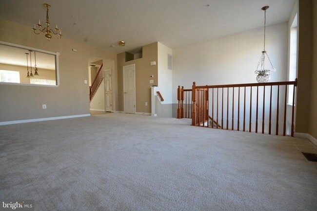 Building Photo - 421 Green Fern Cir