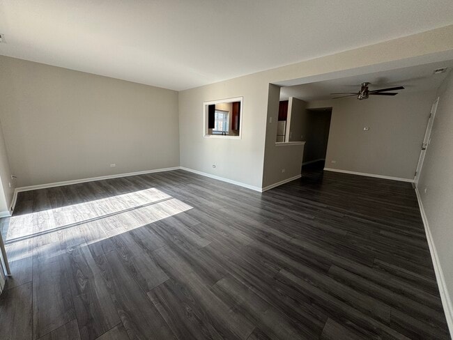 Photo - 2220 Abbeywood Dr Unit B