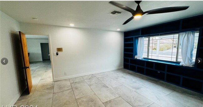 Photo - 2905 Mason Ave