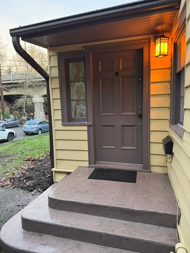 Photo - 815 N 36th St