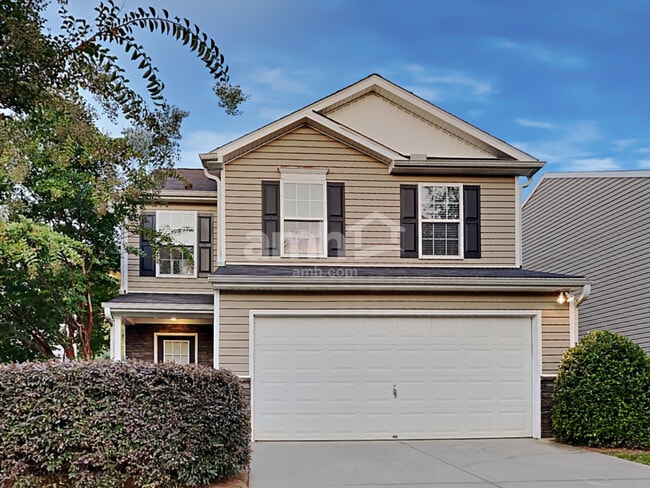 Building Photo - 2920 Mayfair Dr