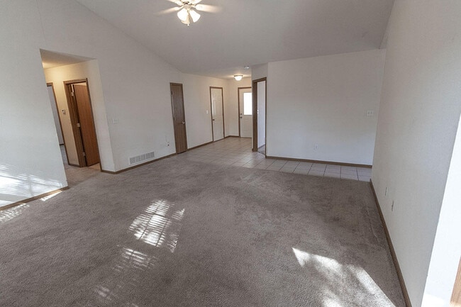 Photo - 1610 Typhoon Dr