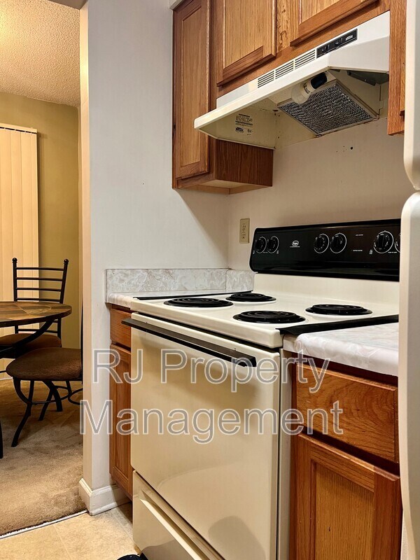 5656 Encino Cove Unidad 2