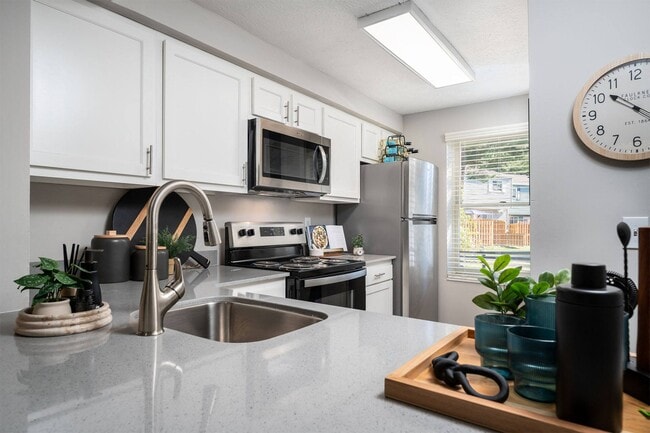 Hunters Court Townhomes