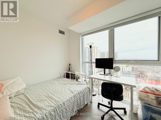 Photo - 159 Wellesley St E Unité 1604