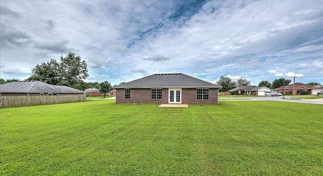 Photo - 400 Sun Meadow Dr