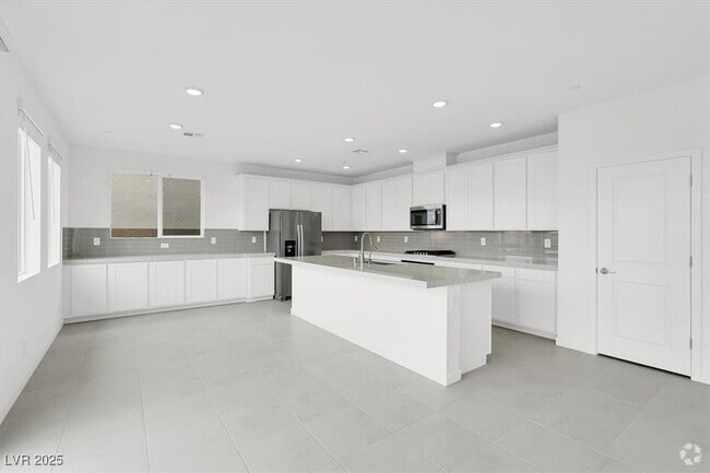 Building Photo - 849 Metromont Ct Rental