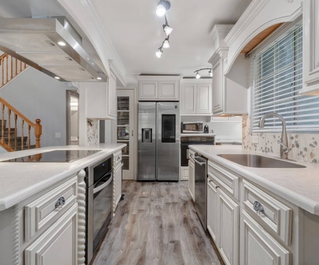 Photo - GORGEOUS 3 BEDROOM 3 BATH TOWNHOME