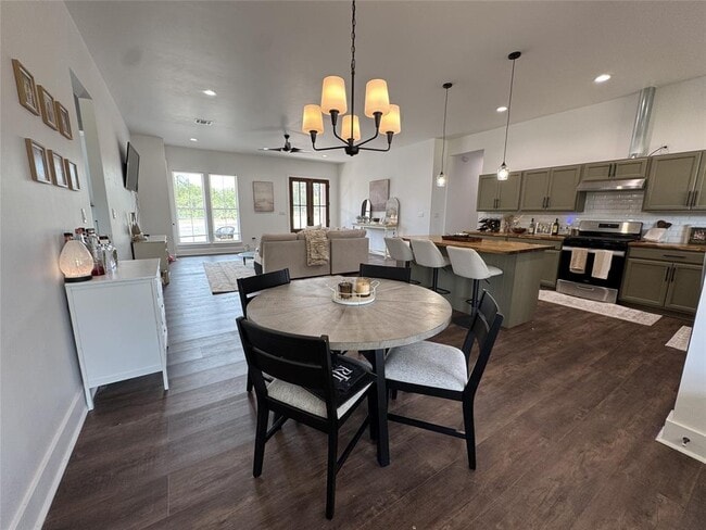 1353 Red Town Rd