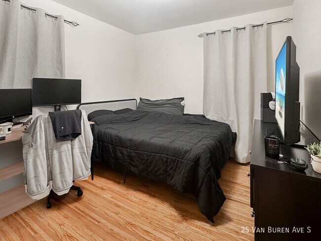 Photo - 25 Van Buren Ave S
