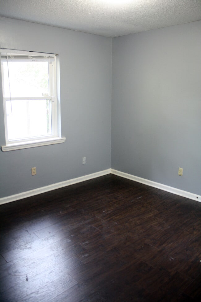 Bedroom #2 - 2555 Eastbrook Dr