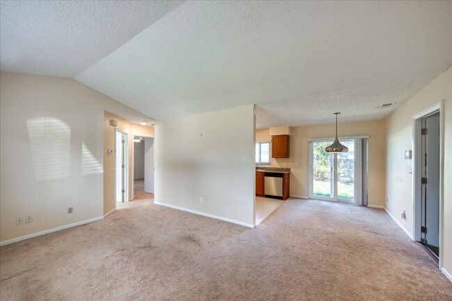 Photo - 61 Lake Shore Dr