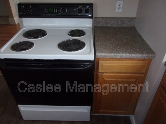 Photo - 2874 Bailey Rd