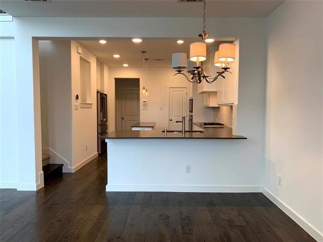 Photo - 500 Texas Dr