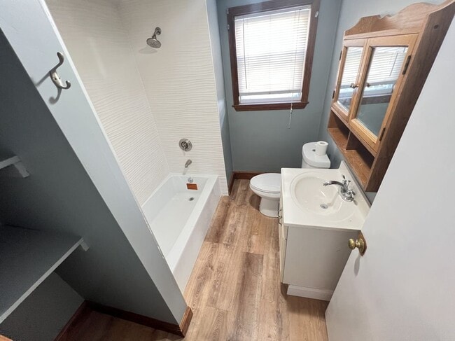 Photo - 1 Mill St Ct