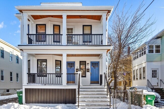 Building Photo - 44-46 Pinkham Rd Unit 1