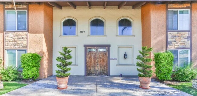 Building Photo - 2580 Homestead Rd