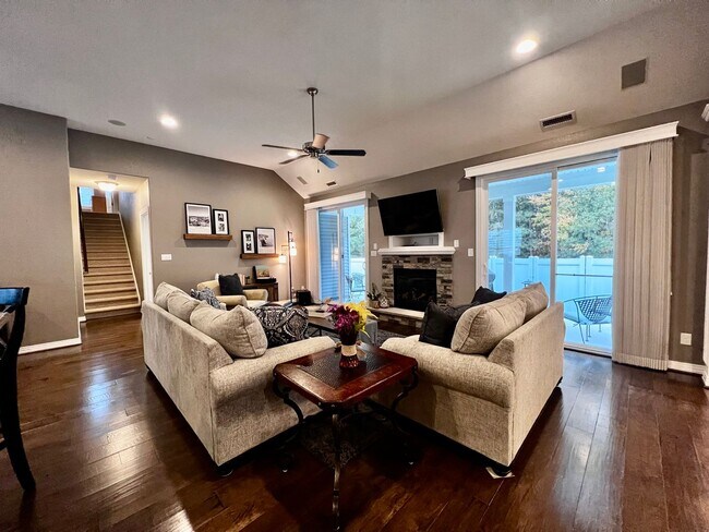 Photo - Beautiful Corner Lot, Single Family Home, in Sherwood Lakes.