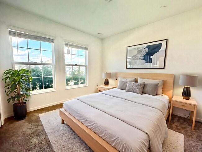 Photo - Premier 4bedrooms/2baths residence - Florida living at its finest!