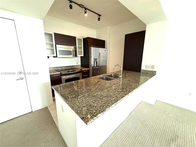 Photo - 951 Brickell Ave Unit 3703